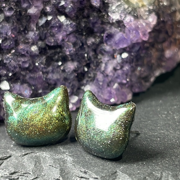 Custom Elegant Green Cat Hand Made Stud Post Earrings - Picture 4 of 11